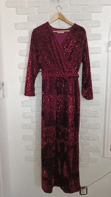 вечерное платье: Ziyafət donu bir dəfə geyilib razmer 40-42 ye gedir. ideal vəziyyətdə — 1