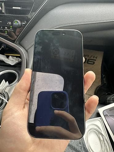 Məişət texnikası: IPhone 15 Pro, Black Titanium — 3