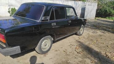 Aş qazanı: Model: VAZ 2107 (Lada Riva) Kuzov: sedan, 4 qapı Rəng: qara Yanacaq — 2