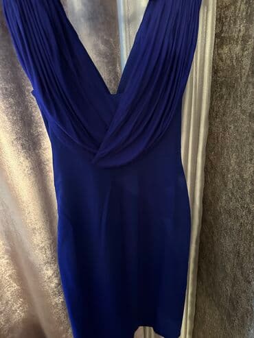 кыргызское национальное платье: Karen Millen. 900 manata alınıb. əla vəziyyətdədir — 2