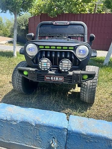 pive seti: Uşaq elektrik maşını – off-road tipli jeep dizaynı - Rəng: qara — 3