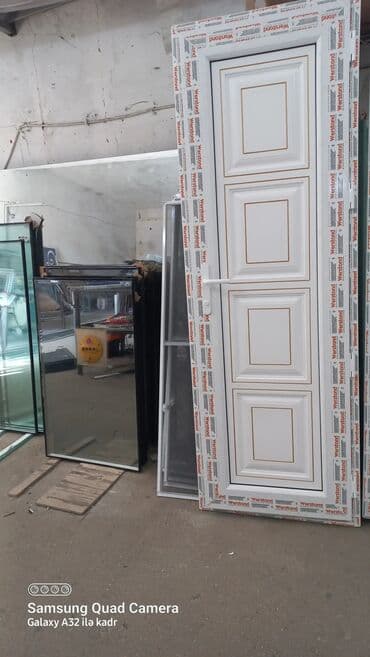 Plastik qapılar: Yeni Plastik qapı 70x200 sm Zamok və çərçivə ilə, Zəmanətli, Ödənişli quraşdırma, Ödənişli çatdırılma — 20