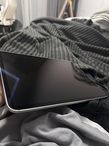 huawei planset: Apple iPad Pro (gümüş rəng) planşet Karopka var Xüsusiyyətlər: - Pro — 4