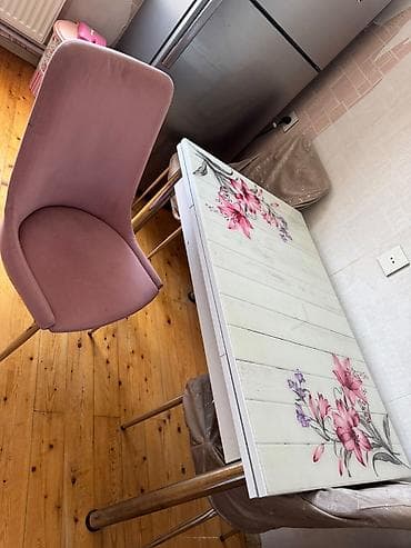 Mətbəx üçün, İşlənmiş, Kvadrat masa, 4 stul