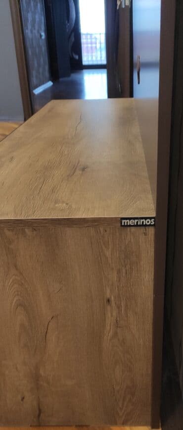 аренда помещения под салон красоты: TV Stend 1.5 il qabaq MERINOS mebel magazasindan alinib. Hec istifade — 4