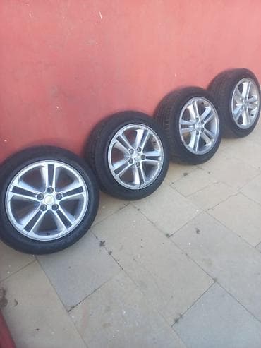 Yeni disk alindigi ucun kohneler satilir sinler yeyilib ustunde — 2