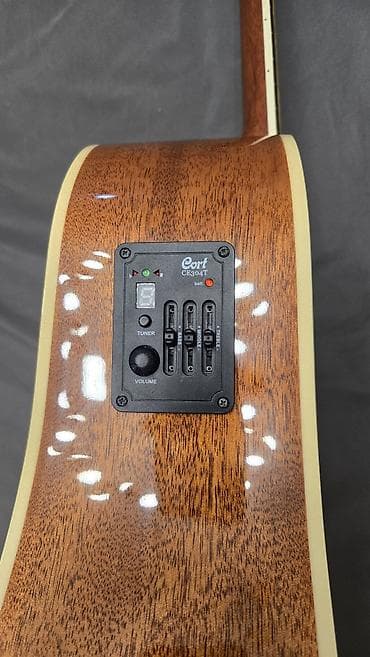 gitara kabel: Cort AD880CE elektroakustik gitar + Cort CM15R – 15W gitar — 6
