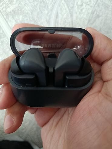 Samsung Galaxy Buds 3FE qulaqlıq - Tam simsiz TWS qulaqlıqlar - Qara