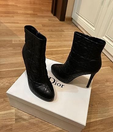 Dior, Ölçü: 39, rəng - Qara, Yeni