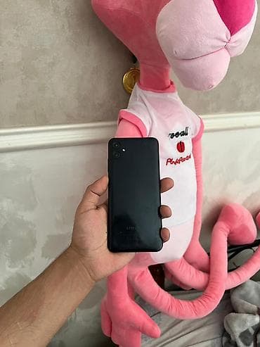 telefon cubuğu: Samsung Galaxy A04e, 64 GB, rəng - Qara, İki sim kartlı — 6