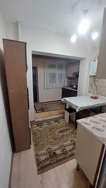 1: Xətai rayonu Tusi 14, parka yaxın, metroya 10 dəq məsafədə, remontlu — 2