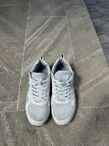 eveline tonal krem: 2 aydır Alınıb öz qiymetnden çox aşağı satılır real alıcıya cüzi — 1