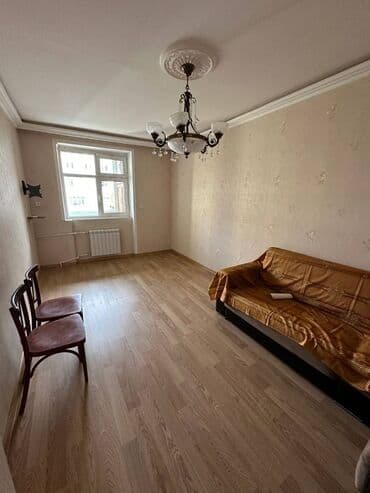 emircan ev: Mənzil kirayə verilir. 3 otaq. Əmircan qəsəbəsində 5 mərtəbəli evin — 4