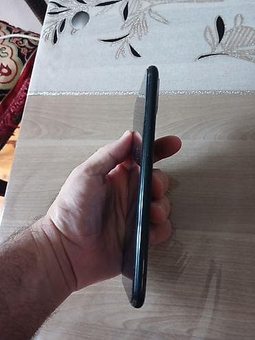 philips xenium 9@9h: Samsung Galaxy A11, 32 GB, rəng - Qara, Barmaq izi — 3