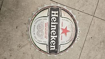 Pub ve barlar ve kafeler ve restoranlar ucun orjinal demir qapaqlar — 7