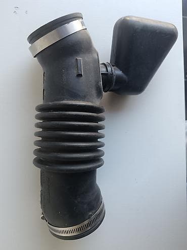 benzin filter: Avtomobil üçün hava filtri borusu (hava qəbul borusu) - Material — 1