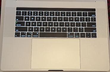 iphone 13 pro ağ: MacBook Pro A1990 satılır. (Ekranı yoxdur) • 16GB RAM • 256GB SSD • — 7
