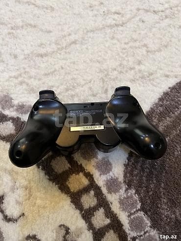 vga hdmi kabel: Original ps3 pultu ela veziyyetda rezinlar ve qapaqlar teze — 1