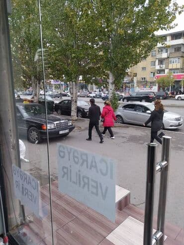 sumqayitda arenda obyekt: Yasamal rayonu,inşaatçılar metrosuna yaxın sahəsi 40 kv/m olan obyekt — 5