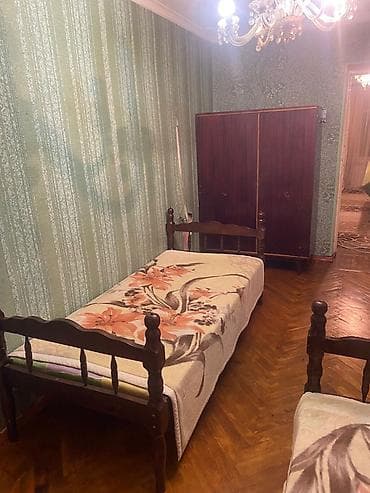 bazali tek carpayilar: Təknəfərlik çarpayı, Matrassız, Siyirməsiz — 1