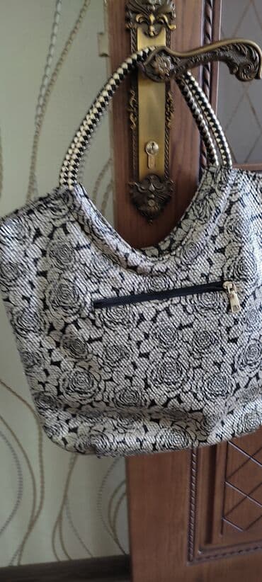 1 qram qızıl neçə manatdır 2025: Irihecimli sumka satilir, az istifade olunub,20azn. Style Housedan — 2