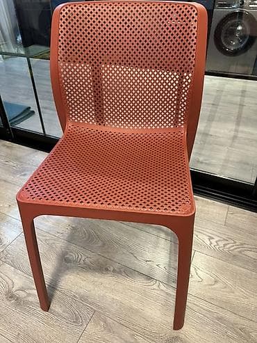 kubik daş: Plastik kafedra – müasir dizayn, tünd terrakota rəngi - Material — 3