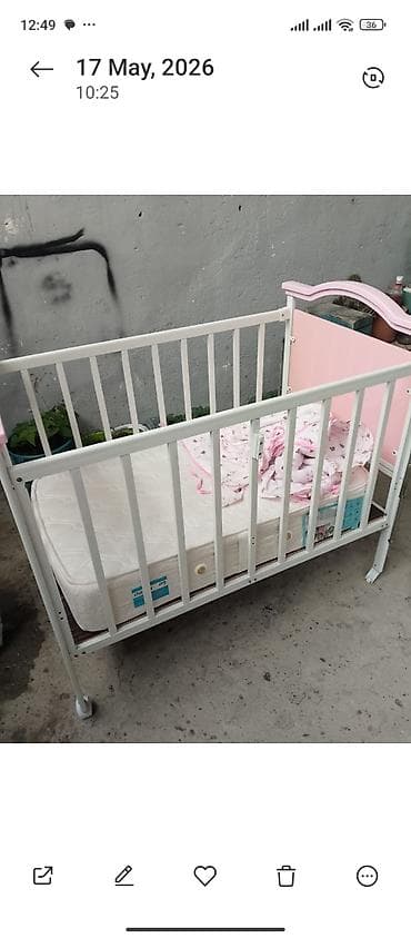 Beşiklər: Qız üçün, Dördbucaq, Beşik, Dəstsiz, Matras ilə, Yellənmə mexanizmsiz — 1