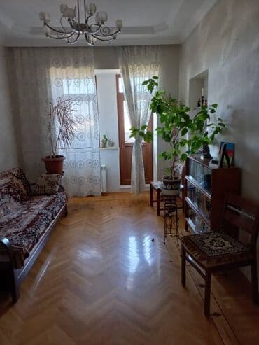 naxcivan kiraye ev elanlari 2024: Nəsimi r yaxin 5 mertebeli binanın 5-ci mərtəbəsində yerləşən ümumi — 5