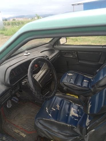 kran satisi: VAZ (LADA) 2109: 1.6 l | 1996 il 2580741 km Sedan — 6
