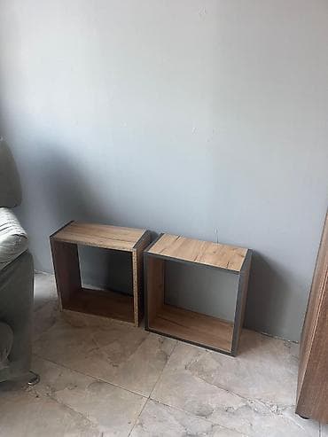 Ofis qonaq kreslosu – qara dərili - Model: metal karkaslı, 4 ayaqlı — 7