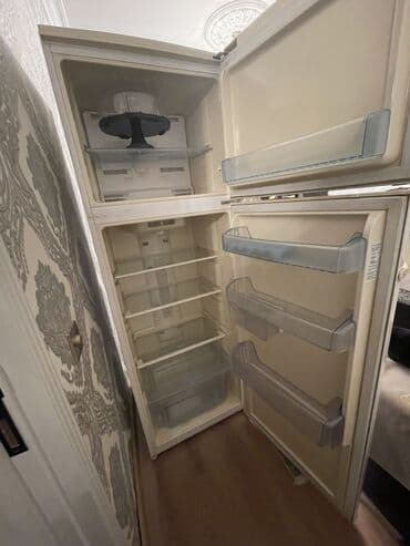 derin soyducu: İşlənmiş 2 qapılı Beko Soyuducu Satılır, rəng - Ağ — 2