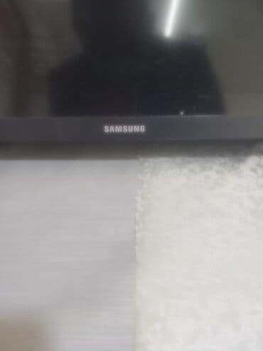 Samsung LED televizor

- Ekran: 102. ekrani qirigdi — 1