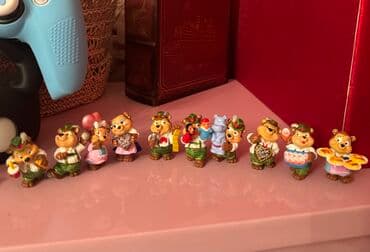 Tata: 1996 - ci il kinderleri Festival Ayıları serisi Yeniden seçilmir — 1