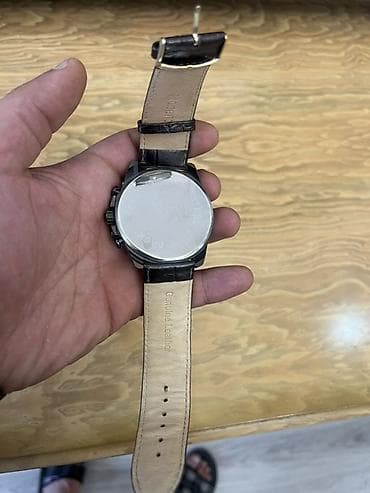 sensor saatlar: Hublot üslublu qol saatı - Korpus: qara tonlarda iri, çoxbuçaqlı — 5