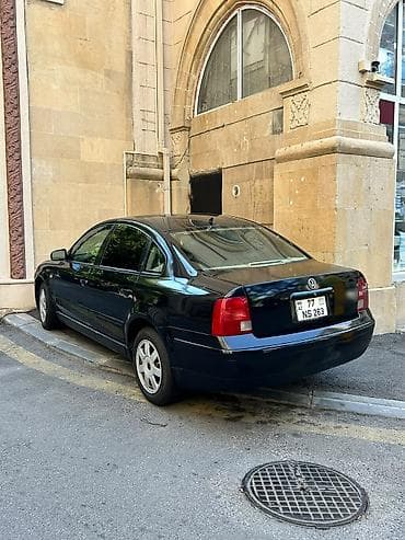 bmw e 38: Volkswagen Passat B5, sedan kuzov, qara rəng. Mator yeni dəyişilib — 7