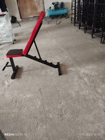 Спортивные сумки: Çoxfunksiyalı fitnes skamyası - Üst və oturacaq hissəsi qara rəngdə — 3