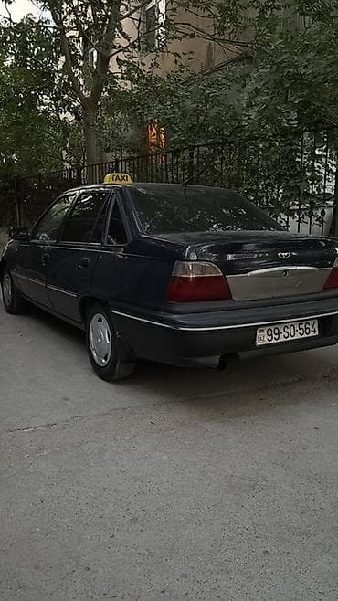 klas 6: Daewoo Nexia sedan – qara rəng, 4 qapı, ön və arxa tərəfdən geniş — 3