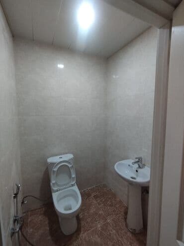 1 otaqli kohnə tikili evlər satilir kohnə binada en ucuz menzilər kub az: Джейранбатан, 3 комнаты, Вторичка, 80 м² — 3