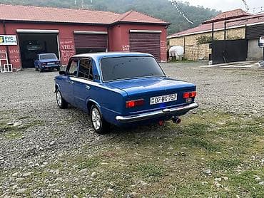lada 21011: Model: Lada (VAZ) 21011 Kuzov: sedan, 4 qapı Rəng: parlaq göy Nömrə — 4