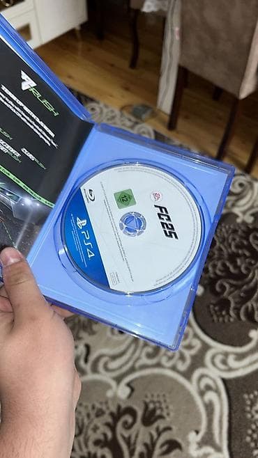 playst: Sony PlayStation 4 (PS4) – original “Fat” model Xüsusiyyətlər: - 500 — 5