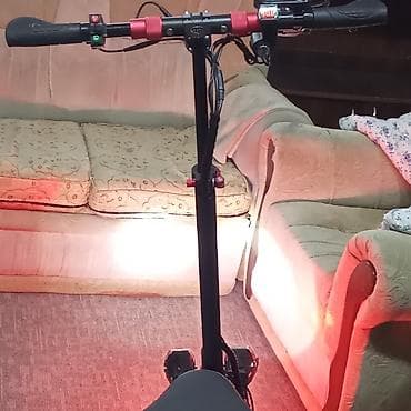 Elektrik skuter - Güclü ön işıqlar: idarə olunan ikiqat projektor — 6