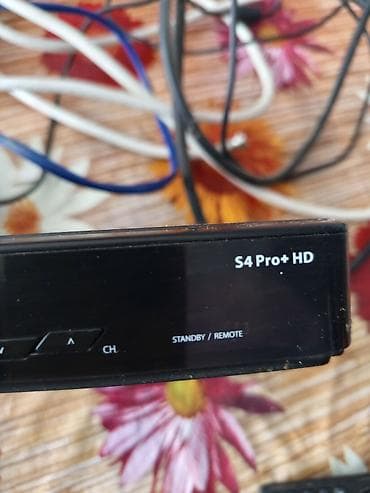 ficher tv: Openbox S4 Pro+ HD peyk qəbulu Xüsusiyyətlər: - Full HD 1080p dəstəyi — 3