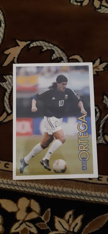 купить бутсы в баку: Dünya futbolu.möhtəşəm kollksiya — 11