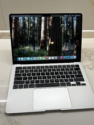 4 g modem: Apple MacBook Air M3 Məlumatları şəkildə yükləmişəm. Ekranda qoruyucu — 3