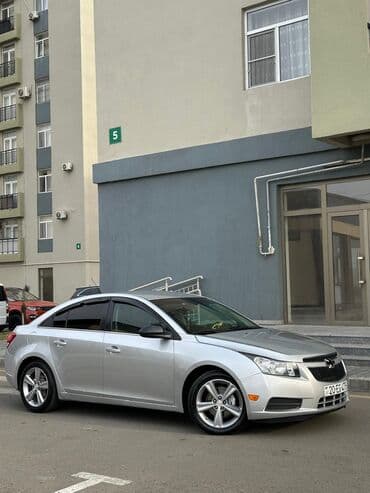 pikap maşınlar: Vuruğu udarı, dəyişən detalı yoxdur.Vini təmizdir.Koja salon, 17 lik — 6