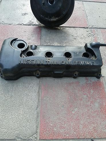 Nissan Sunny(yaponka)mator üst qapagi