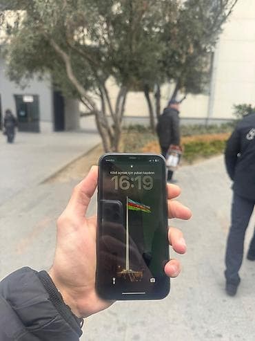 Avtoelektronika: IPhone 11, 64 GB, Qara — 7