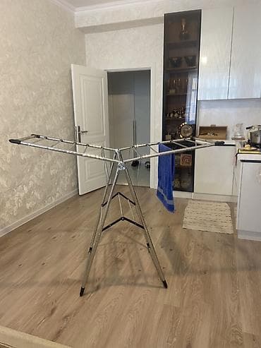 metbex cilciraqlari: Metal geyim qurudan asılqan – üçayaqlı, qatlanan model — 3