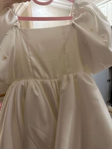 qadın bosonojkaları qladiatorlar: Ziyafət donu, Midi — 3