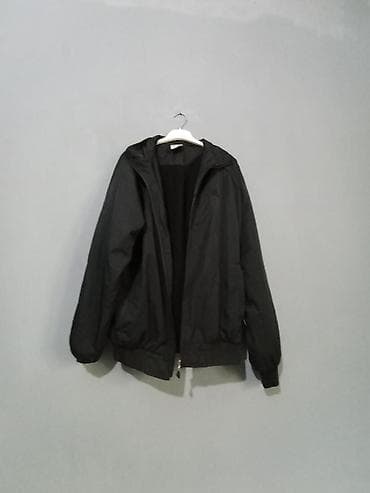 Qara kişi gödəkcəsi - Klassik qara rəng, gündəlik və sport üsluba